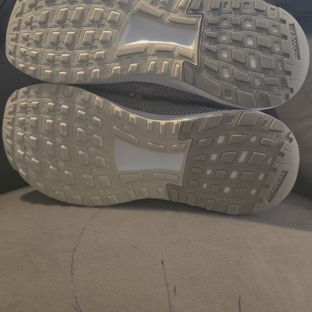 Adidas Mesh Gray Sneakers - Picture 9 of 12